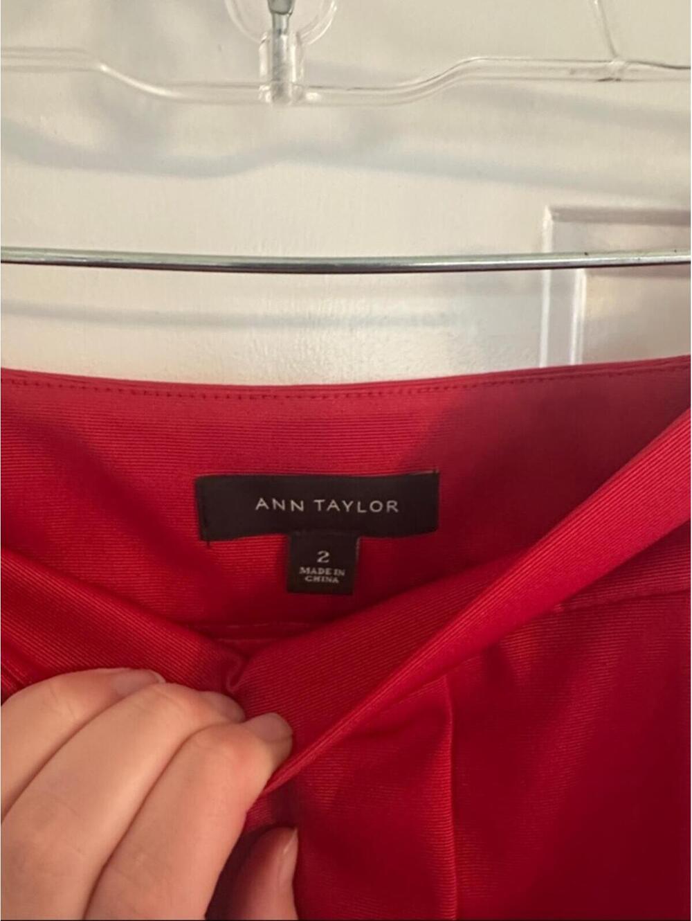 Ann Taylor Red Pleated Skater Skirt Size 2 - Picture 2 of 5